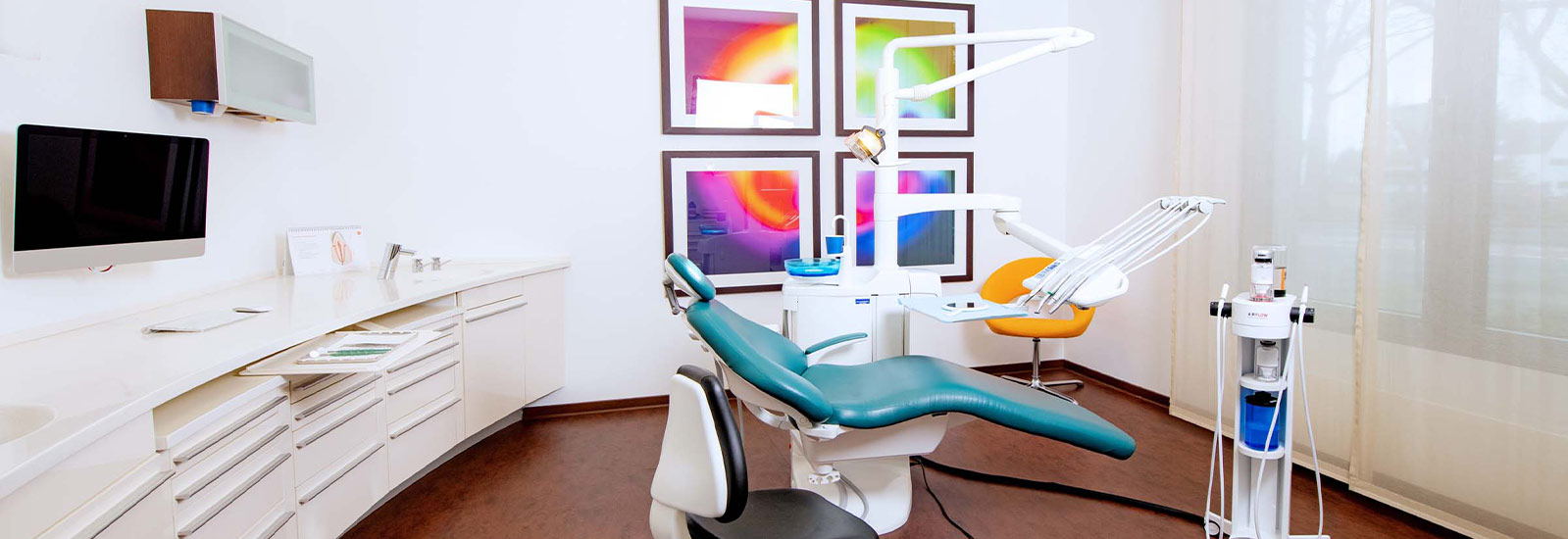 Behandlung einer „Parodontose“ in Düsseldorf-Golzheim